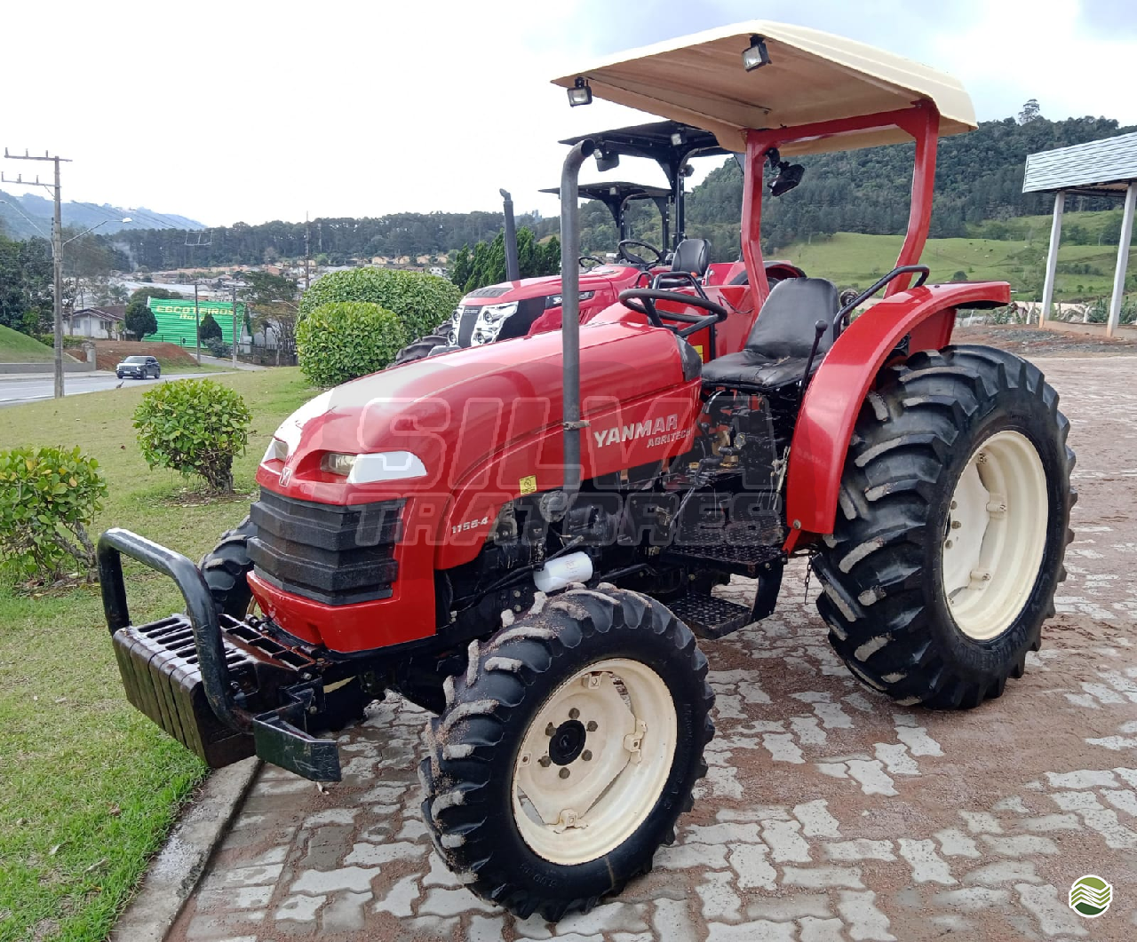TRATOR YANMAR YANMAR 1155 Tração 4x4 Silva Tratores - Agritech ITUPORANGA SANTA CATARINA SC